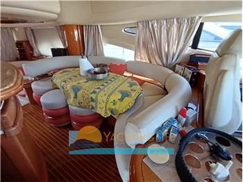 Azimut 68 flybridge EVO