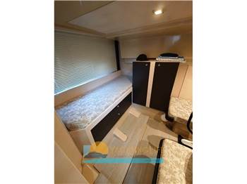 Cranchi M44 HT