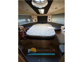 Cranchi M44 HT
