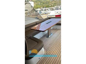 Princess Yachts V 65