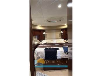 Princess Yachts V 65
