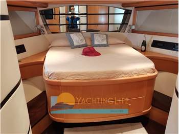 Pershing Pershing 76
