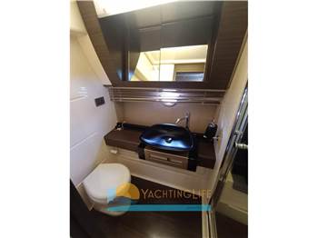 Azimut 55S