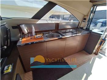 Azimut 55S