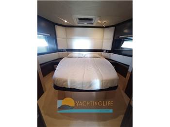 Azimut 55S