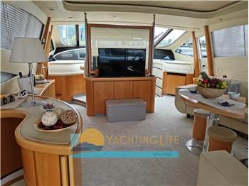 Pershing Pershing 76