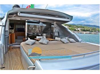 Pershing Pershing 76