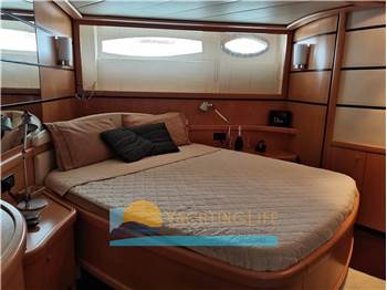 Pershing Pershing 76