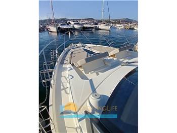 Cranchi M44 HT