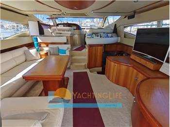Ferretti Yachts FERRETTI 590