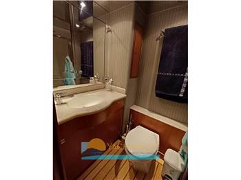 Hatteras 64 Convertible