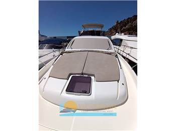 Ferretti Yachts FERRETTI 560