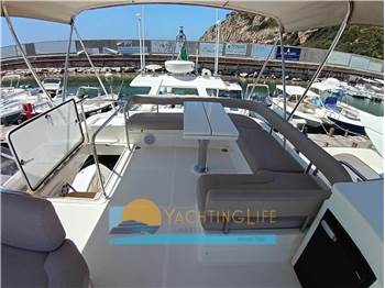 Ferretti Yachts FERRETTI 560
