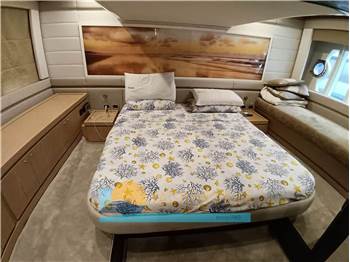 Ferretti Yachts FERRETTI 560