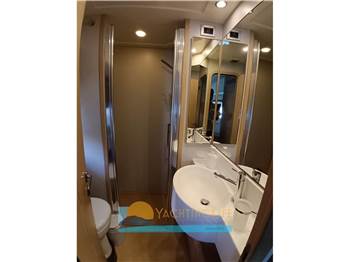Ferretti Yachts FERRETTI 560
