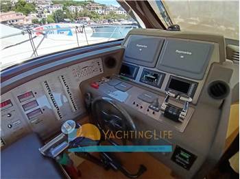Ferretti Yachts FERRETTI 560