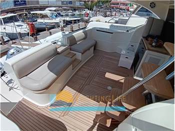 Ferretti Yachts FERRETTI 560