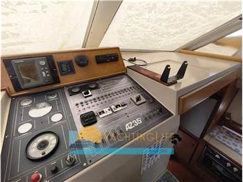 Azimut AZ 35