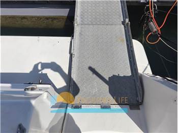 Azimut AZ 35
