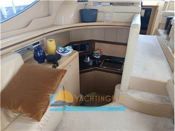 Ferretti Yachts FERRETTI 550