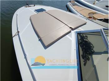 Tornado TORNADO 38 F.DECK