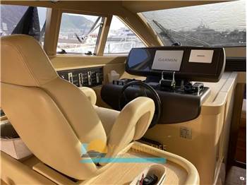 Ferretti Yachts FERRETTI 550