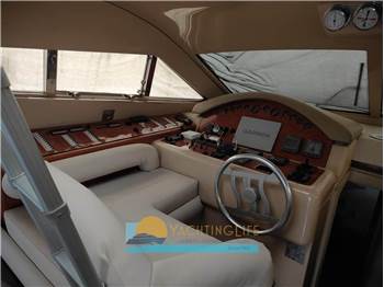Ferretti Yachts Ferretti 430