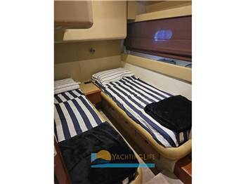 Ferretti Yachts Ferretti 430