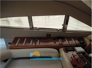 Ferretti Yachts Ferretti 430