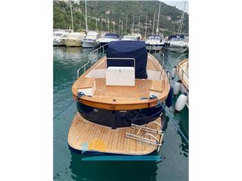 Sciallino SCIALLINO 23' Semi Cabin