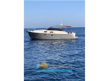Cantieri Estensi 380 America