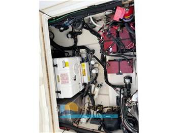 Boston Whaler 370 Outrage