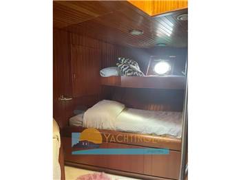 Bugari Artemio Yacht M 24