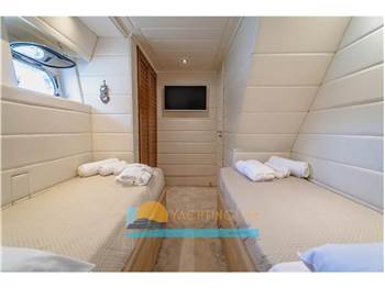 Benetti 23
