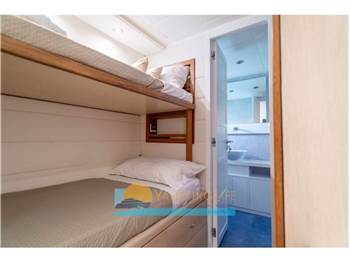 Benetti 23