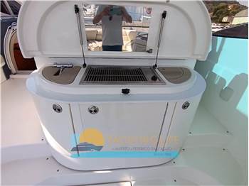 Cruisers Yachts 5470 Express