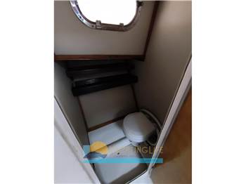 Cantieri Rizzi Pilot 25