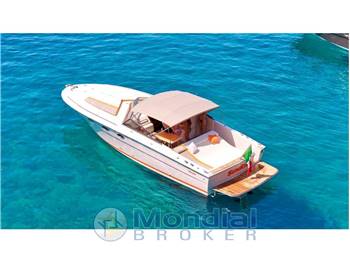 Tornado - 38 CHARTER GIORNALIERO