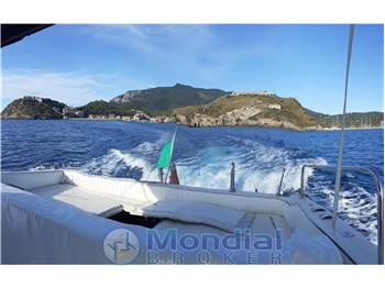 Tornado 38' a CHARTER