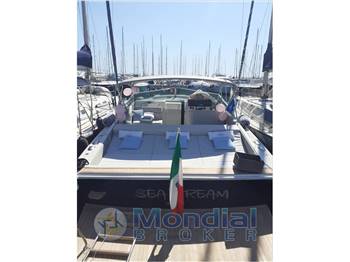 Tornado 38' a CHARTER