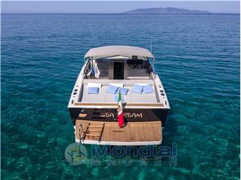 Tornado 38' a CHARTER