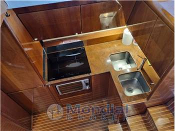 AZIMUT AZ 37 FLY