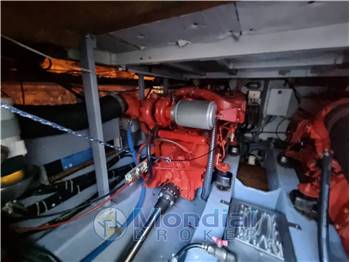 AZIMUT AZ 37 FLY