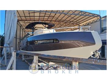 INVICTUS 280 GT