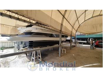 CANTIERI VAVALI DELL'ADRIATICO PERSHING 37