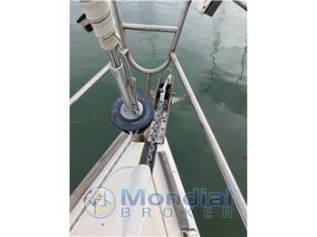 Comar Yacht Comet33