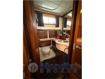 ASTILLEROS MENORQUIN 120