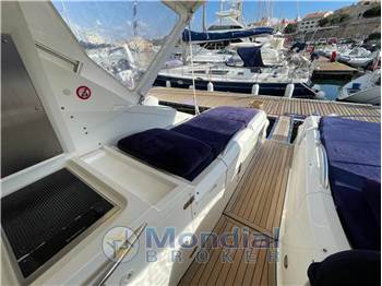 Fairline Targa 52