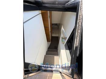 Cantieri Navali Italia  Kifaru 43'