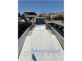 Cantieri Navali Italia  Kifaru 43'